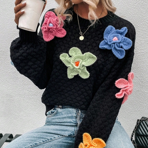 Sweaters - Floral Appliques Drop Shoulder Sweater